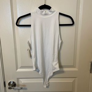 Aritzia Babaton Contour Mockneck Bodysuit